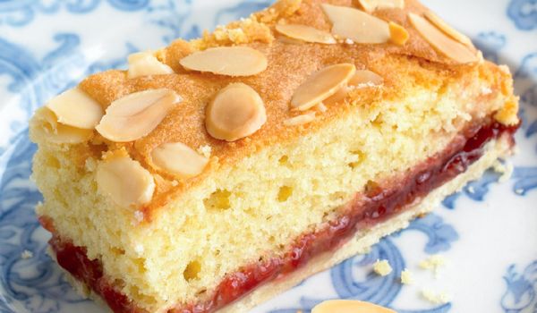 Mary Berry's Easiest Bakes