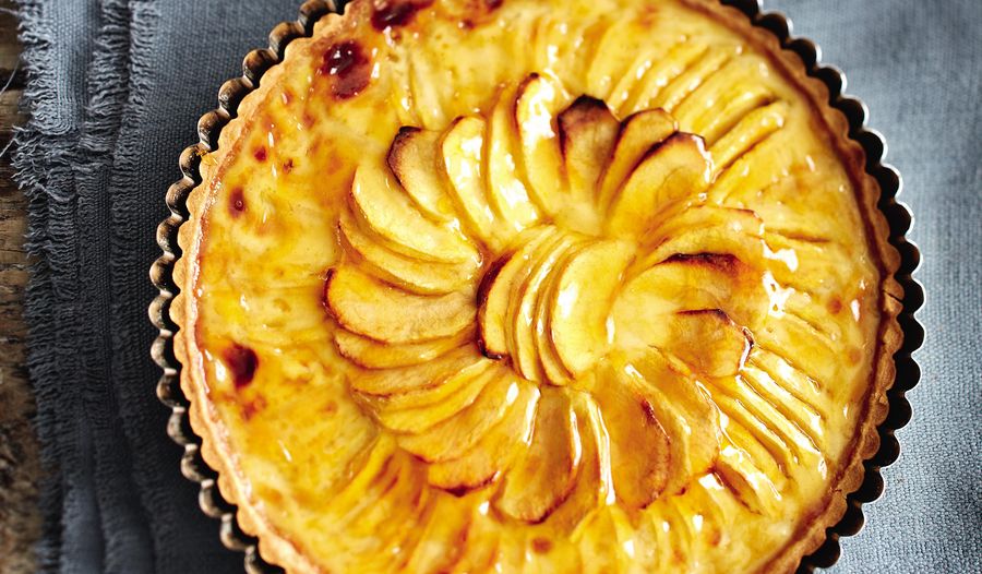 Best Apple Tart Recipe - How To Make An Apple Tart