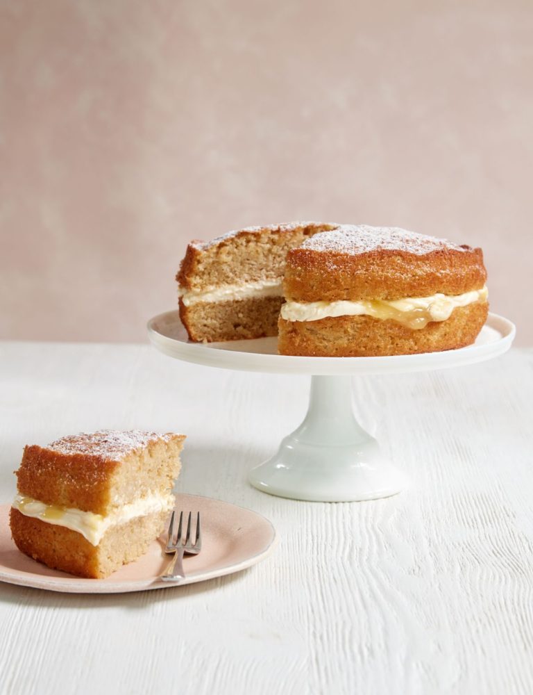 Mary Berry’s Apple and Lemon Sandwich Cake