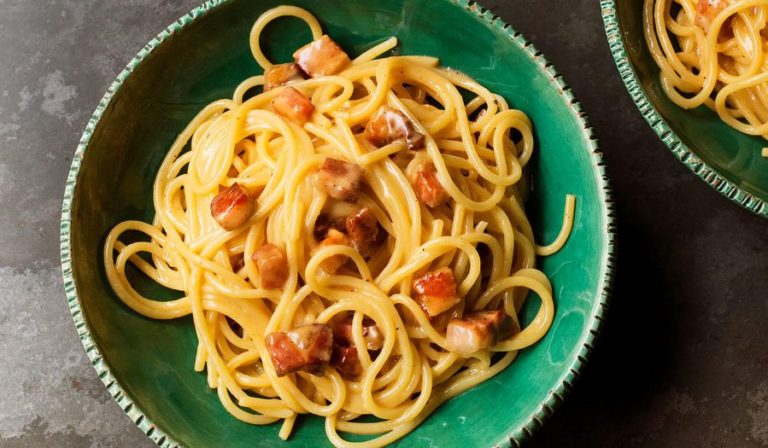 Nigella Lawson's Spaghetti Carbonara Recipe | How to Eat