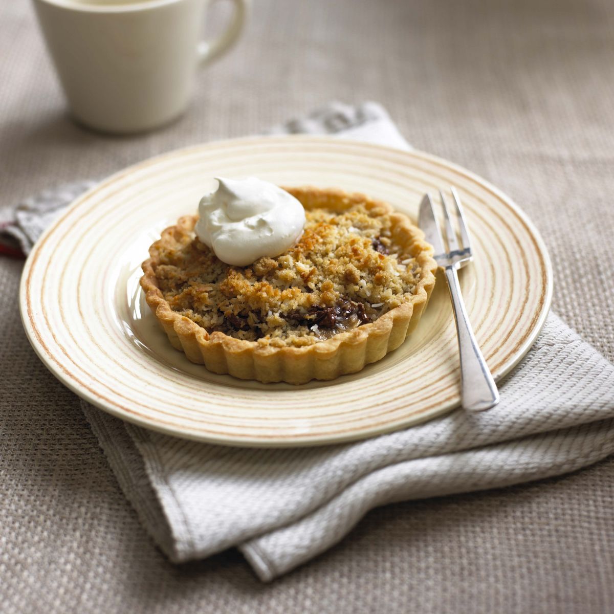Banana and Nutella Crumble Tartlets