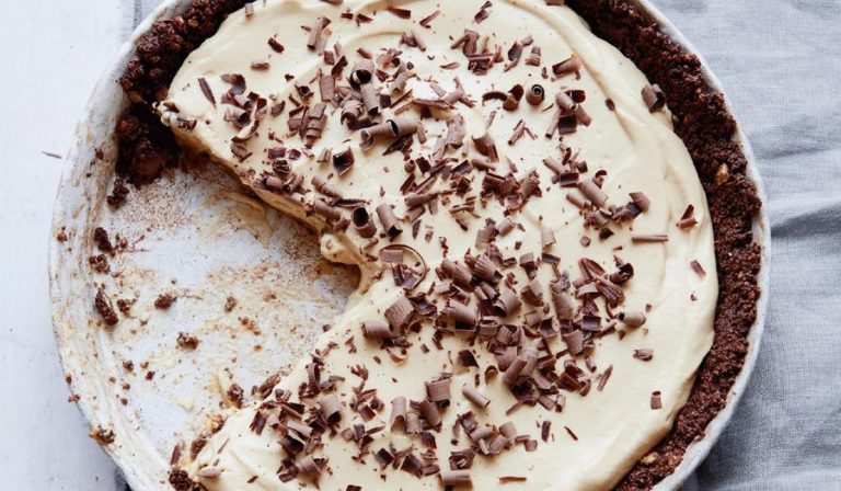 Six-Minute Butterscotch Banoffee Pie | Quick Dessert Recipe