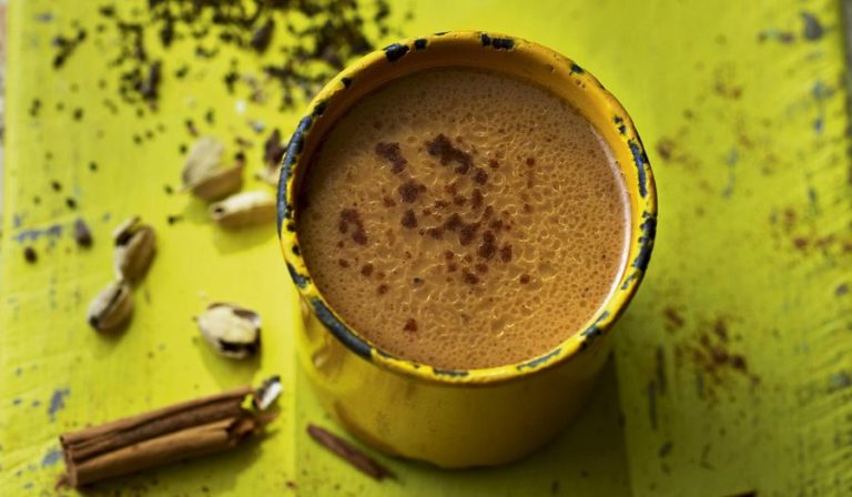 Ainsley Harriott's Coconut Chai Drink | ITV Ainsley's Caribbean Kitchen