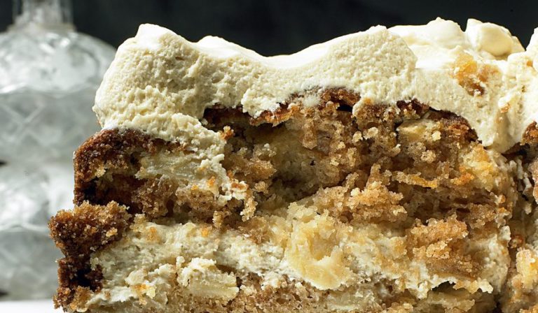 Ottolenghi's Apple and Olive Oil Cake