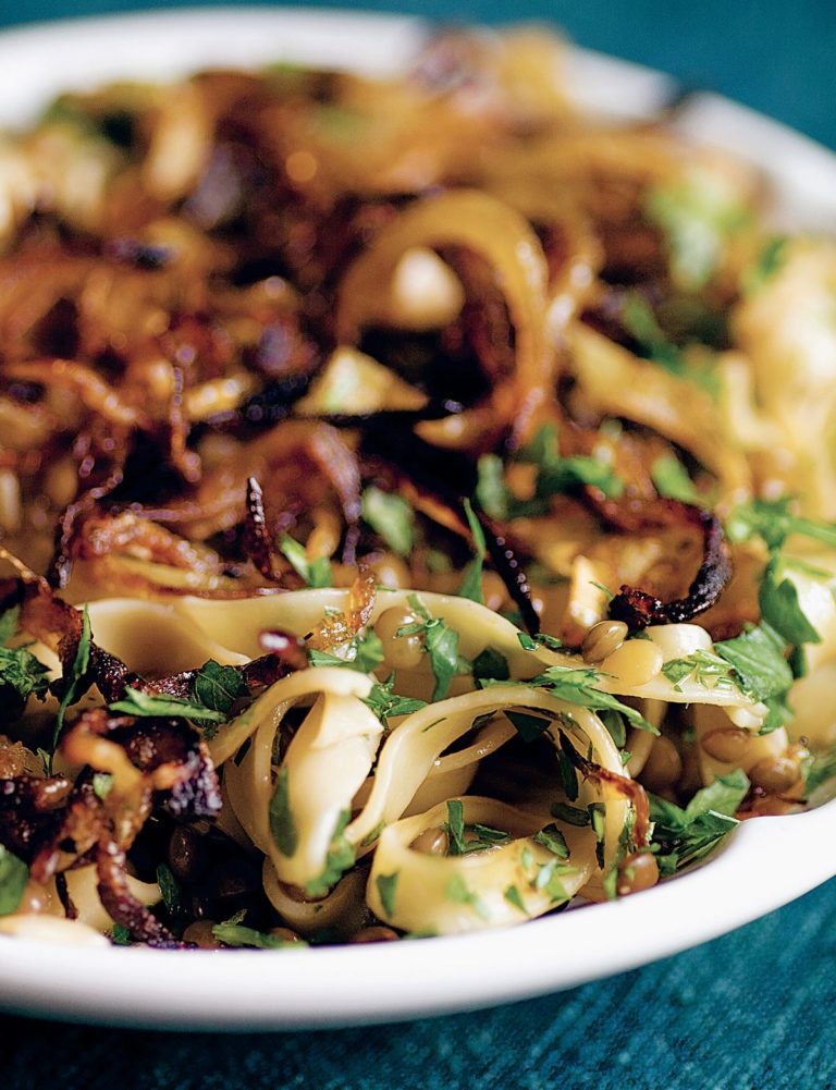 Lentils with Pasta and Caramelized Onions (Rishta Bi Addas)