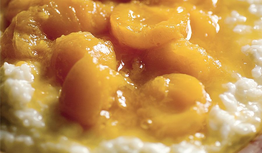 Rice Pudding with Apricot Compote (Roz Bi Halib Wal Mishmish)