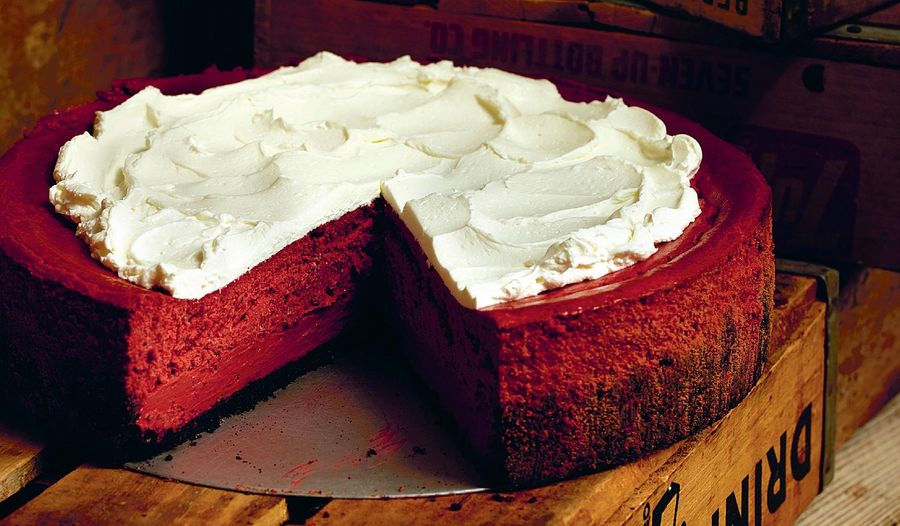 Red Velvet Cheesecake