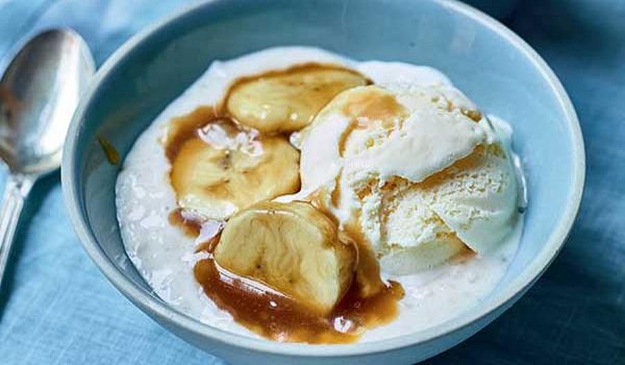 Nadiya Hussain's Butterscotch Bananas with Ice Cream and Rice Pudding | BBC Time to Eat