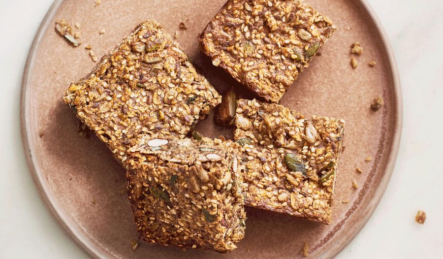 Breakfast Bars with Chia Seeds and Dates