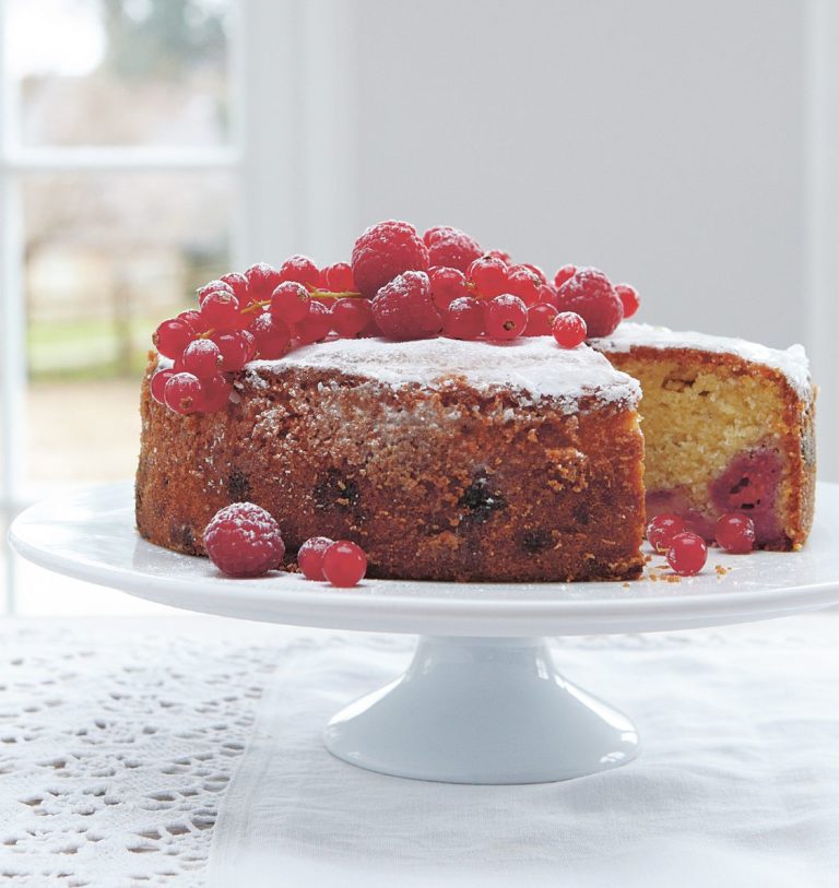 Frosted Raspberry and Redcurrant Cake