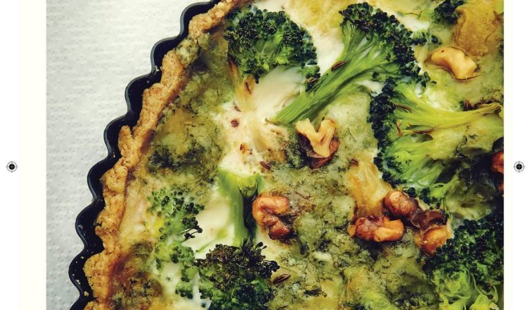 Broccoli and Gorgonzola Quiche