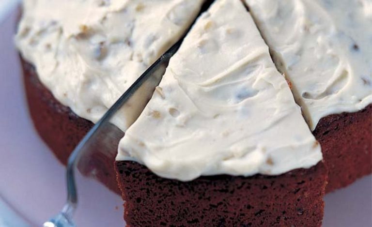 Carrot Cake with Mascarpone Topping