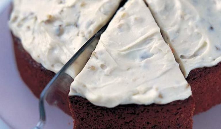 Carrot Cake with Mascarpone Topping