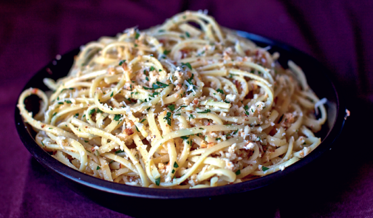 Linguine with Cauliflower Pesto