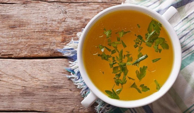 Quick Chicken Stock