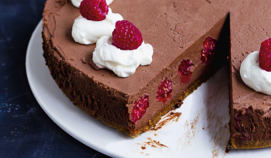 Vegan Chocolate Mousse Cake Recipe | Easy Vegan Baking