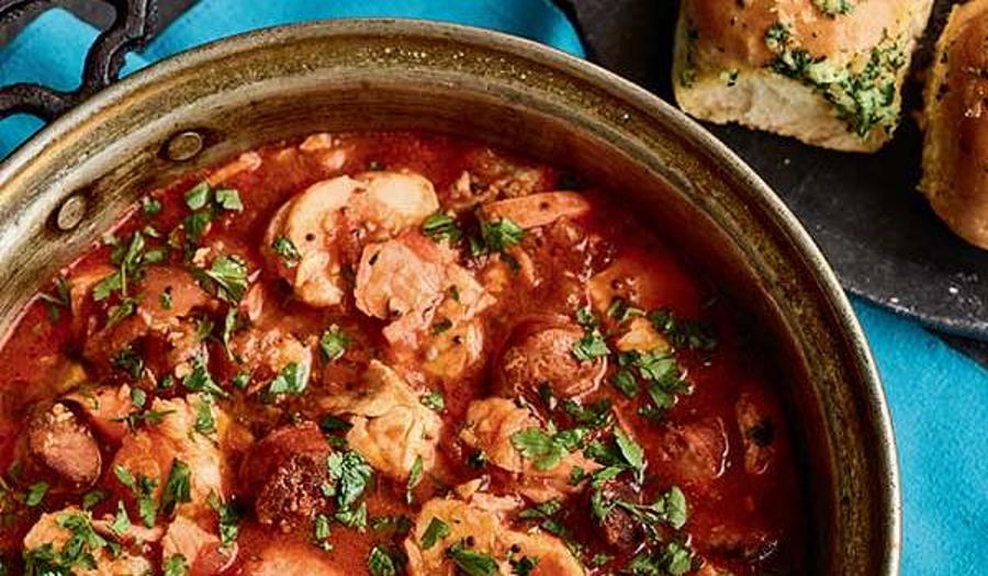 Nadiya Hussain's Chorizo Fish Stew with Garlic Bread Recipe | Time to Eat