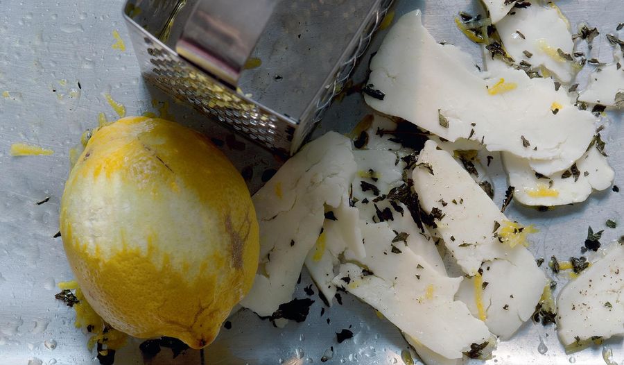 Lemon-Marinated Halloumi in Pitta