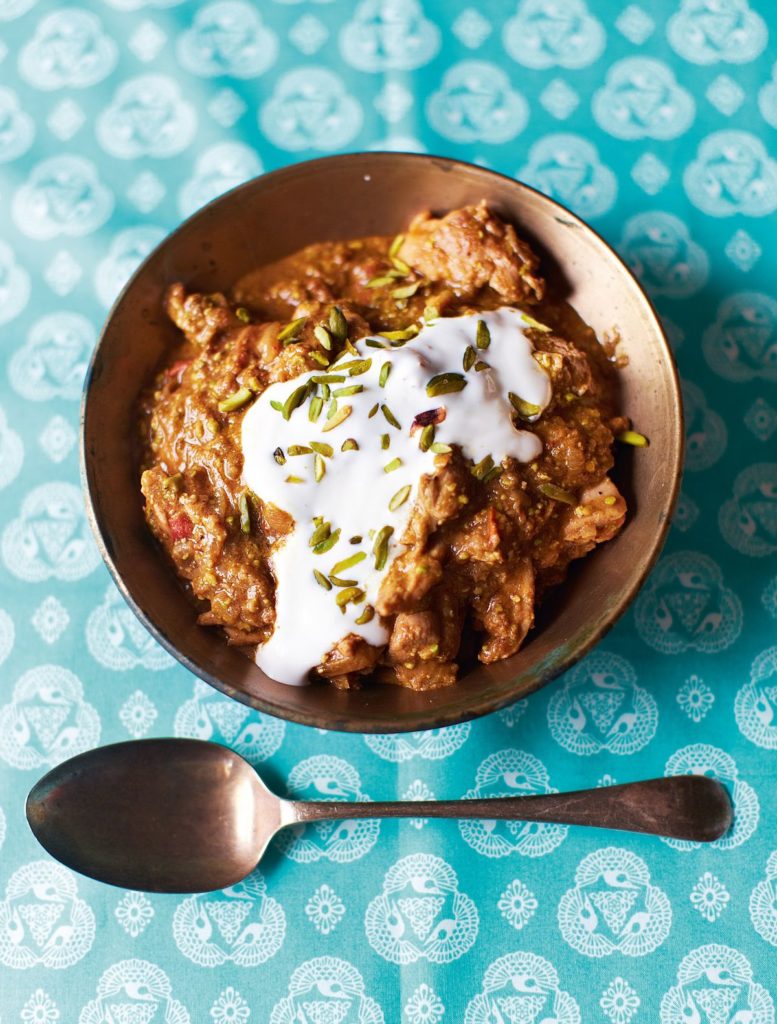 Pistachio and Yoghurt Chicken Curry