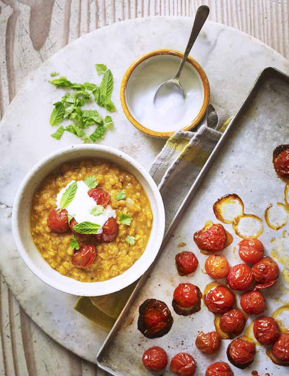 Dahl with Roasted Tomatoes