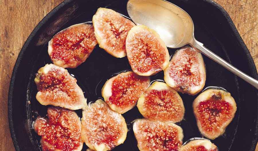 Prosciutto with Figs Poached in Honey (Prosciutto con Fichi al Miele)