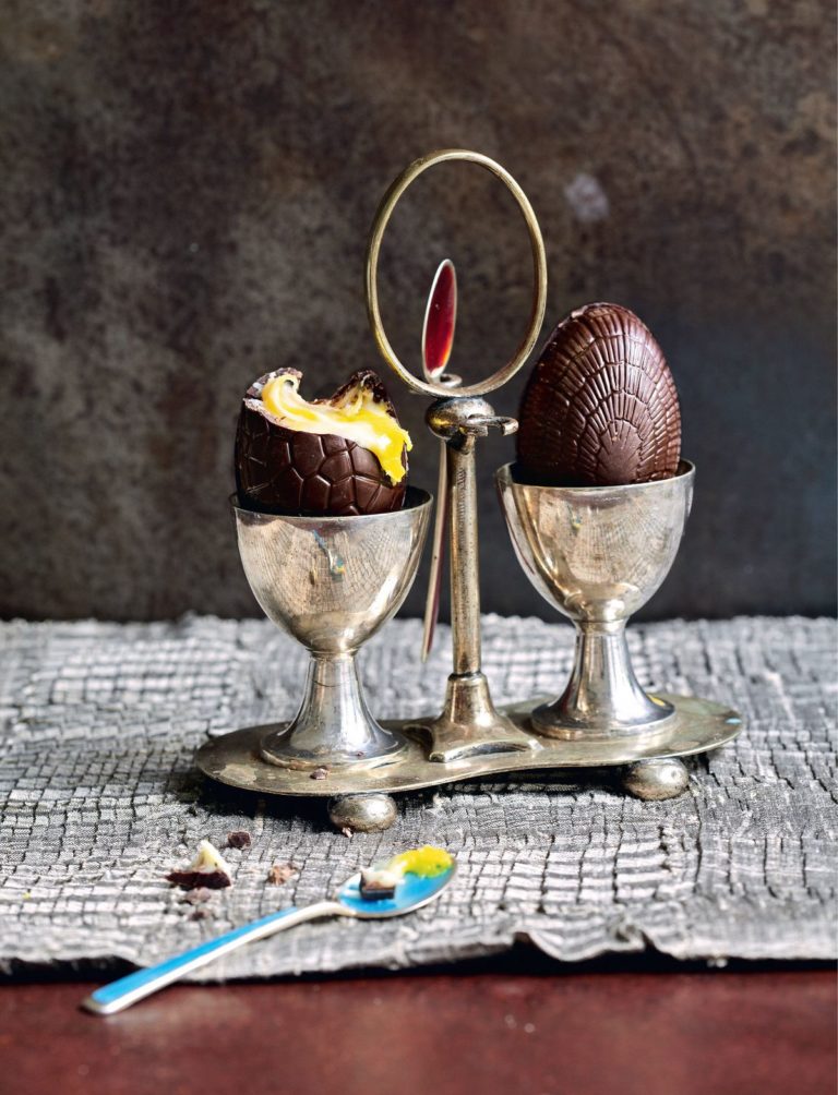 Fondant Filled Easter Eggs