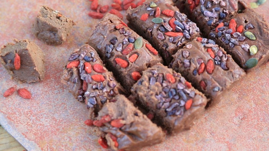 Superfood Fudge with Goji Berries and Cocoa Nibs