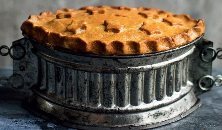 Paul Hollywood's Boxing Day Pie | Christmas Leftover Recipe
