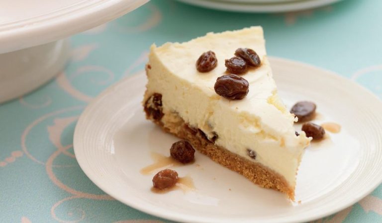 Rum and Raisin Baked Cheesecake