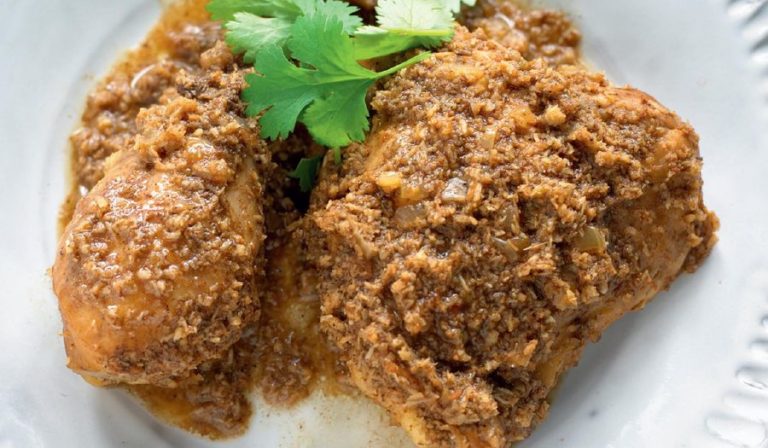 Goan-style Chicken with Roasted Coconut