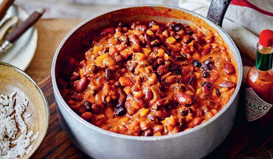 Bean and Roasted Pepper Chilli