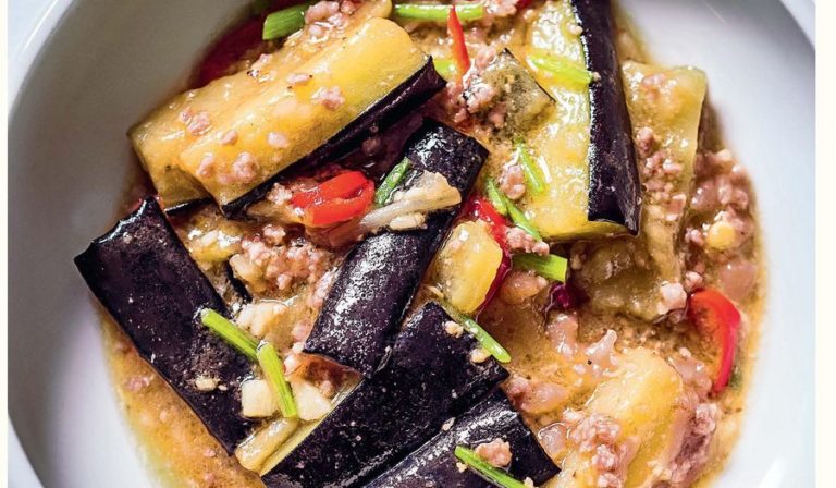 Pork Mince and Aubergine Stir-fry