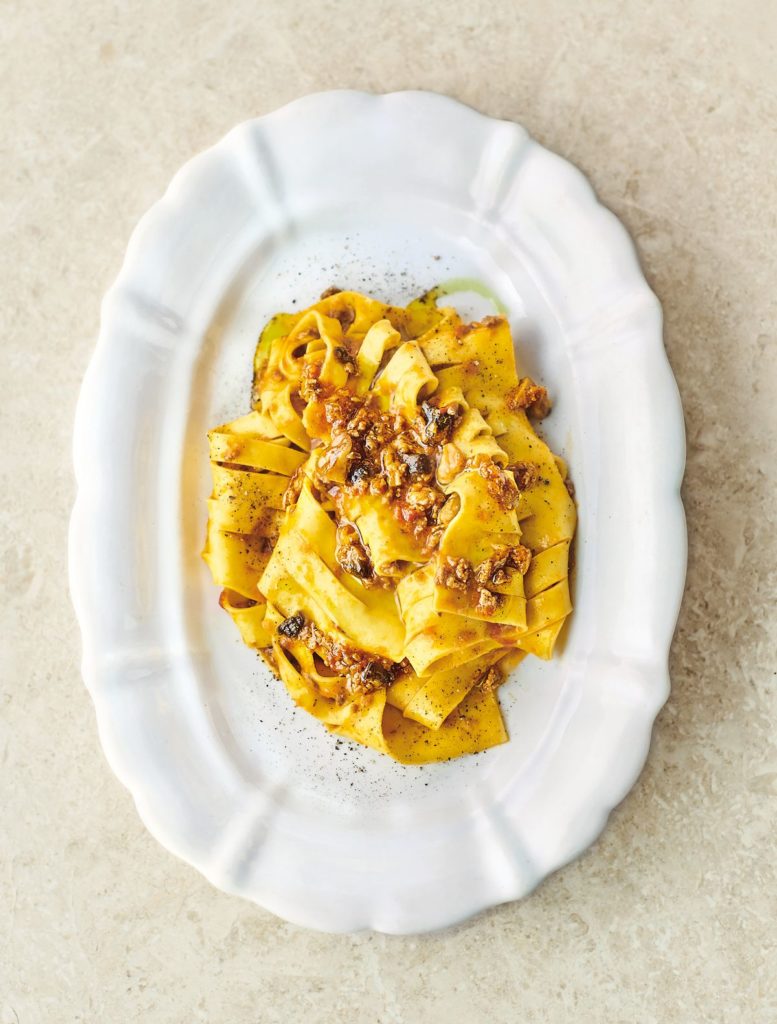 Jamie Oliver’s Very British Bolognese