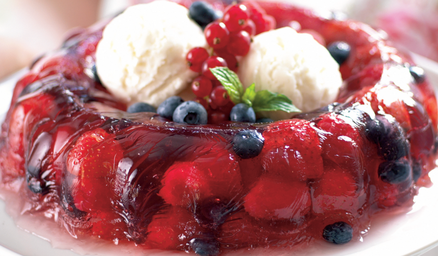 Cranberry jelly with summer berries rom Annabel Karmel 100 Family Meals