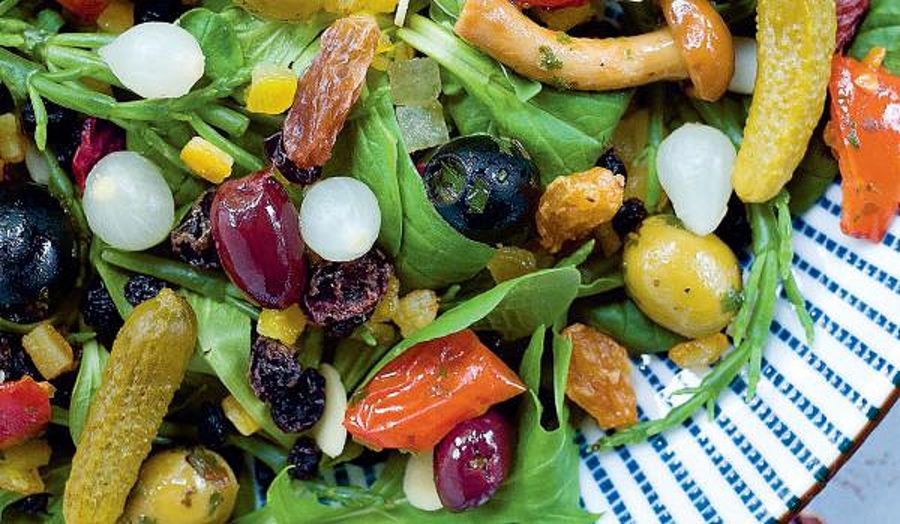 John Evelyn's 17th Century Mixed Salad Recipe