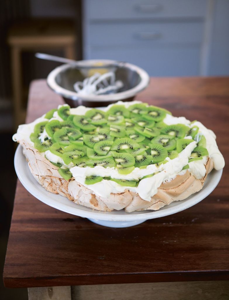 Kiwi Pavlova