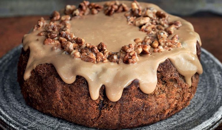 Coffee and Walnut Cake