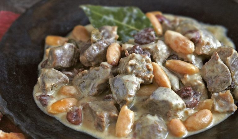 Kashmiri Lamb Dumpukht