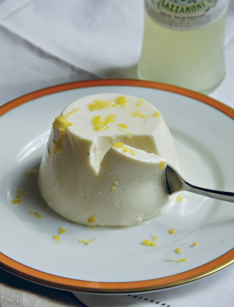 Cooked Cream with Limoncello (Pannacotta al Limoncello)