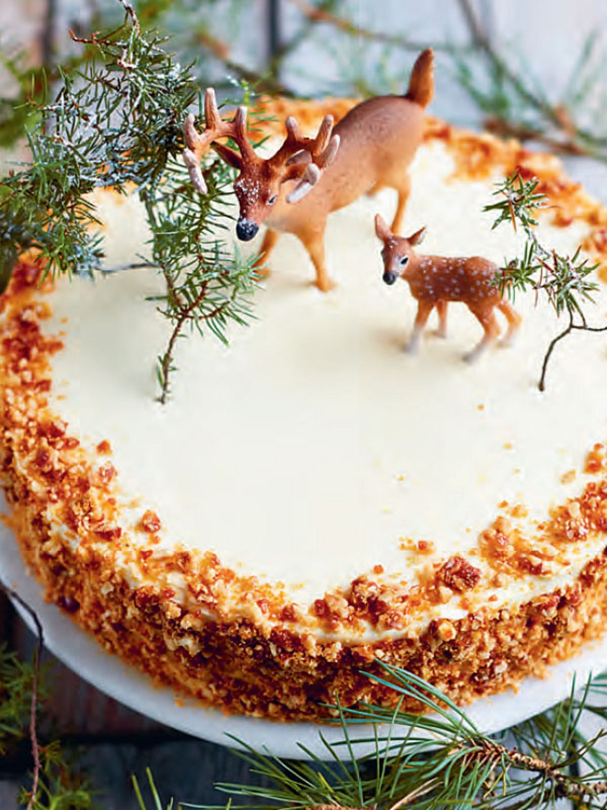 Praline and Parsnip Cake (Tårta med pralin och palsternacka)