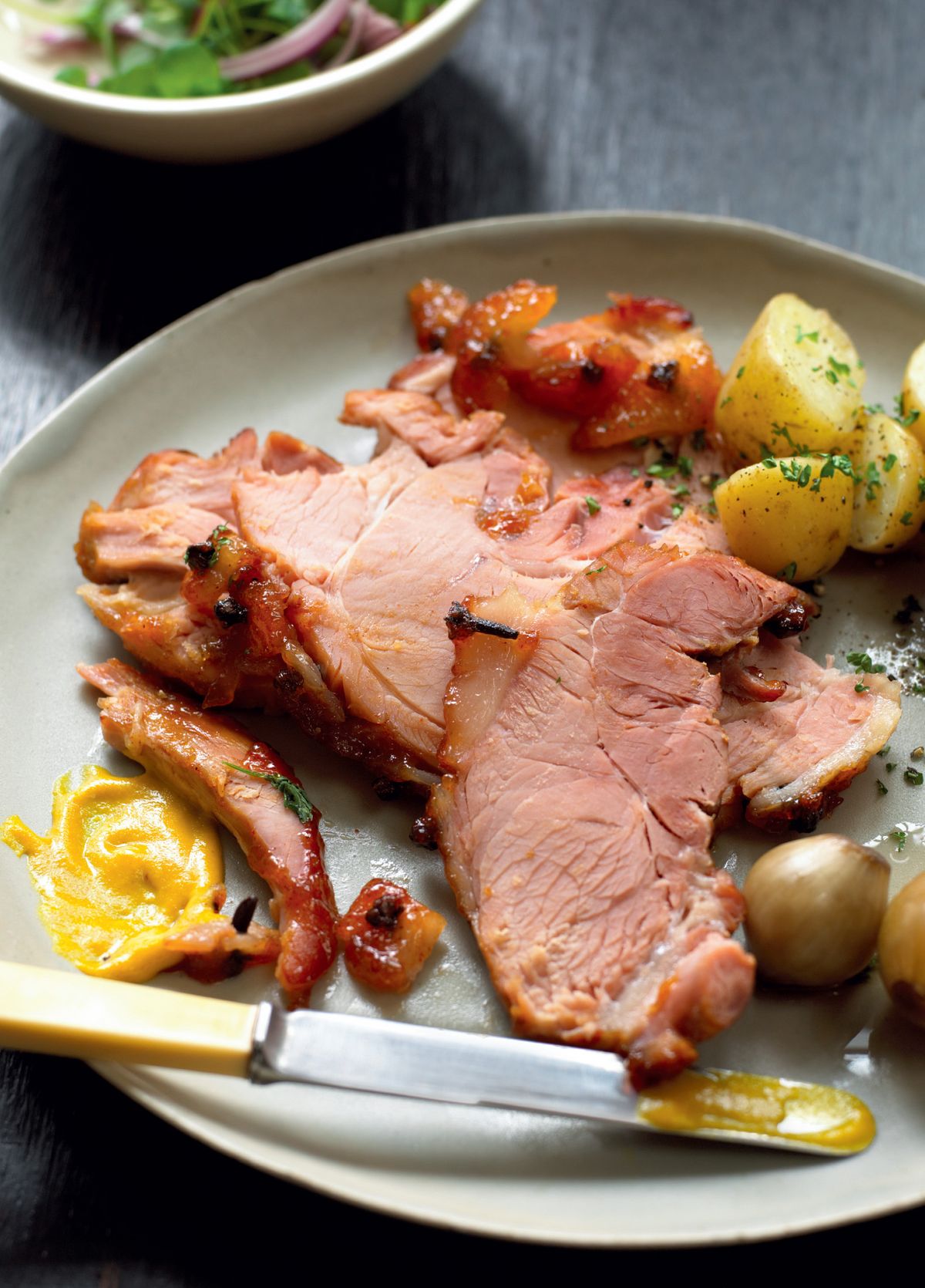 Spiced Mango-roasted Ham