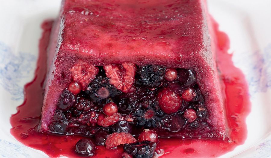 Mary Berry Easy Summer Pudding Loaf Recipe with 3 Ingredients