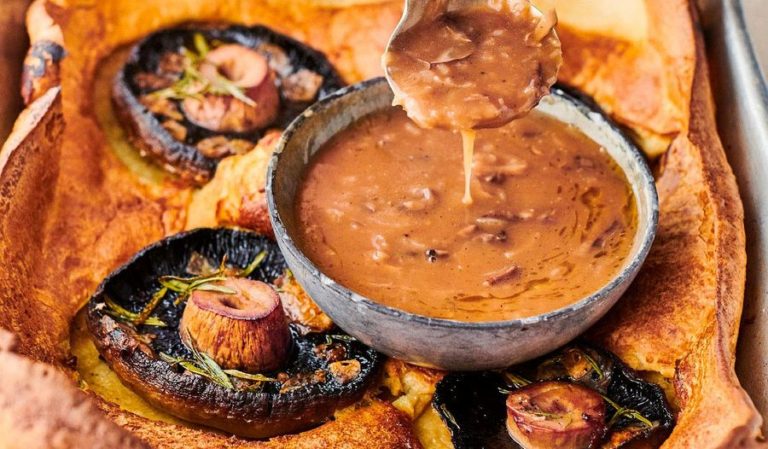 Jamie Oliver Mushroom Toad-in-the-Hole | Channel 4 Keep Cooking Family Favourites