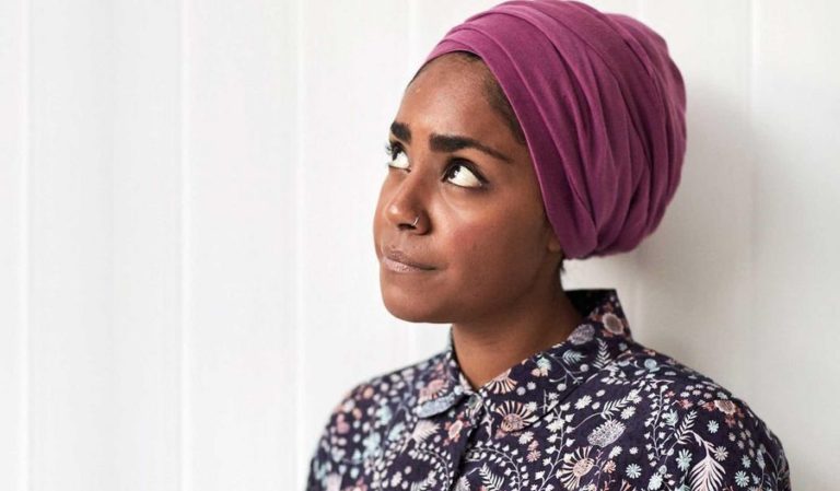 Nadiya Hussain's Samosa Pie Recipe