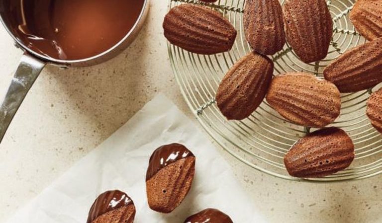 Nadiya Hussain Treacle Madeleines Recipe | BBC2 Nadiya Bakes