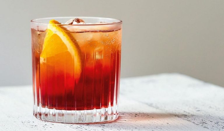 Negroni Sbagliato | Sparkling Italian Cocktail Recipe