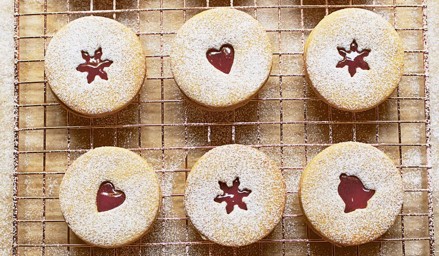 Nigella Lawson's Linzer Cookies | BBC2 Cook
