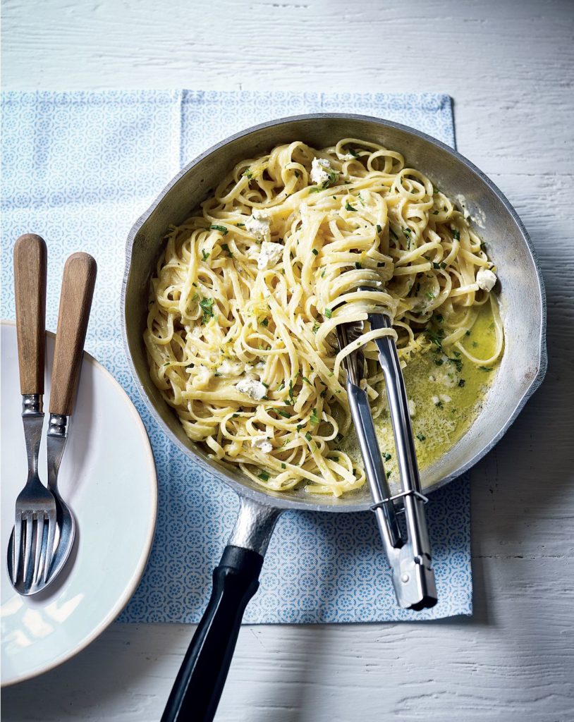 One Pan Lemon Garlic Pasta