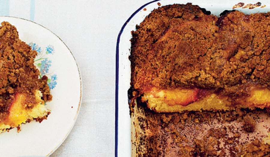 Yellow Peach Crumb Bun