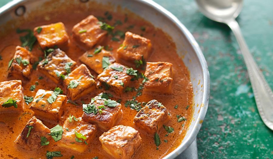 Fresh Indian Cheese in a Butter-tomato Sauce (Paneer Makhani)